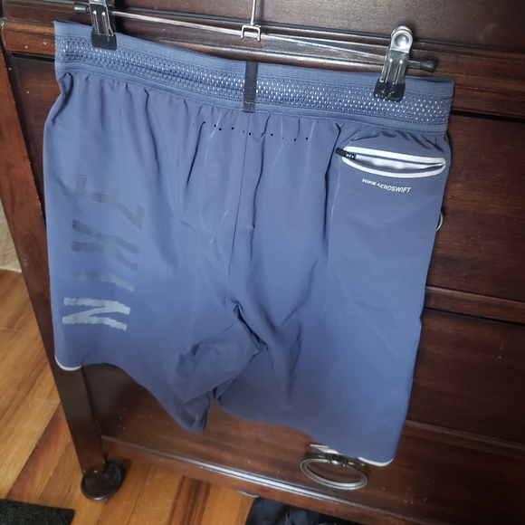 Men | Nike AeroSwift Shorts - Picture 3 of 4